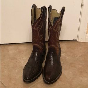 Custom made lizard cowboy western boots